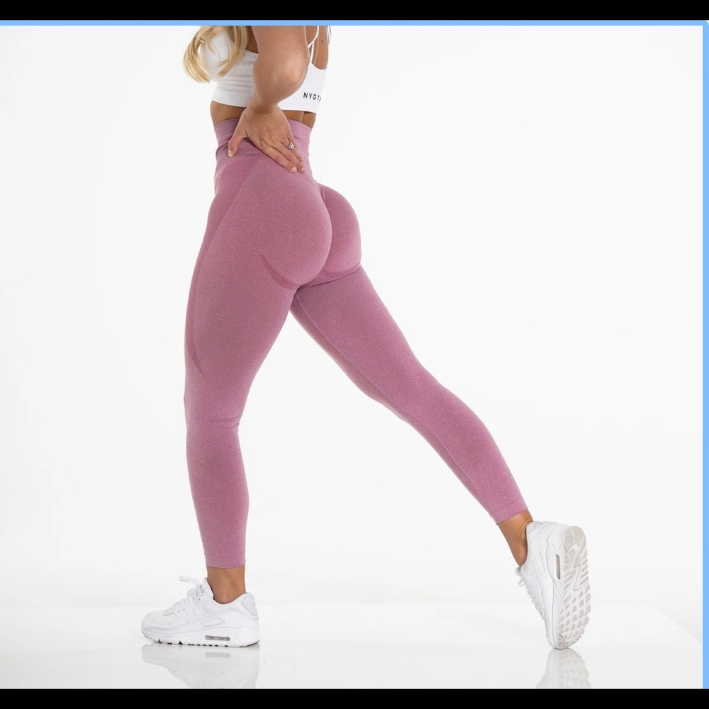 NVGTN contour leggings in pastel pink